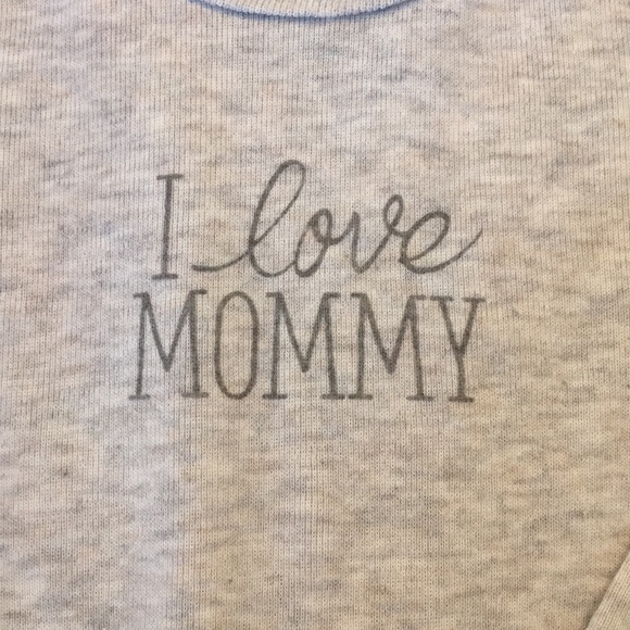 Carter’s Onesie Bundle (SET OF 3) - Picture 3 of 11